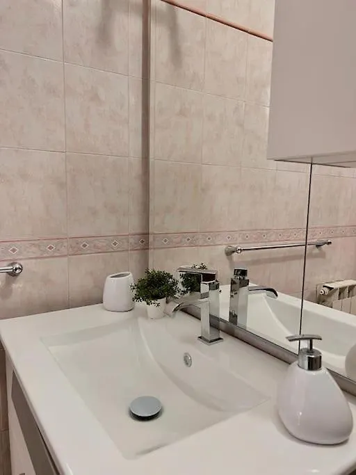 Apartment La Bella Cinecitta Home Rome