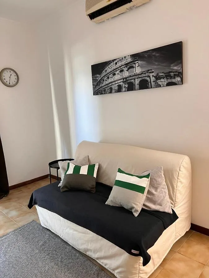La Bella Cinecitta Home Rome 0*,  Italy